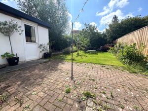 Photo 11- click for photo gallery